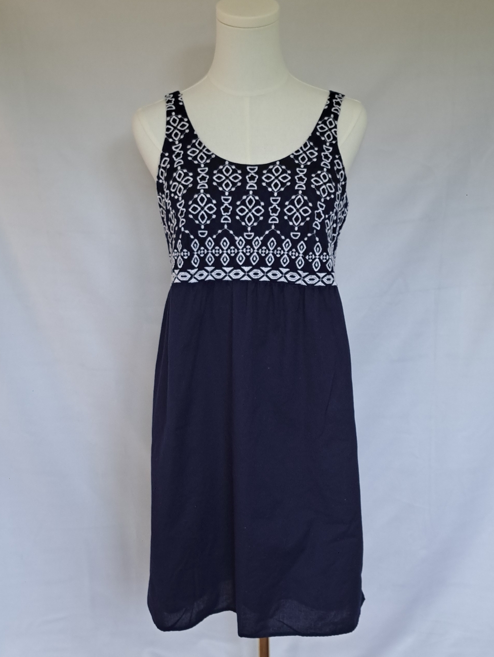 Beach Lunch Lounge Navy Embroidered Cotton Empire Waist Mini‎ Sundress Coastal S